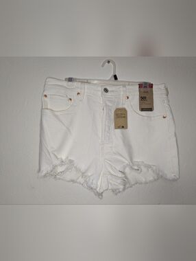 NWT Levi's 501 Women's White Cutoff Shorts Size 32